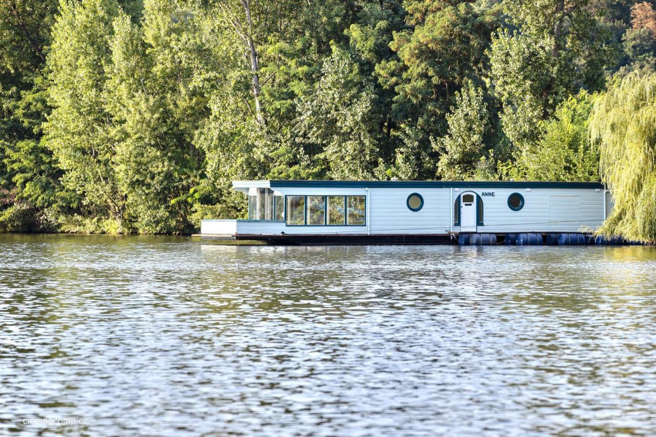 Houseboat - Best Place In Prag Eksteriør billede