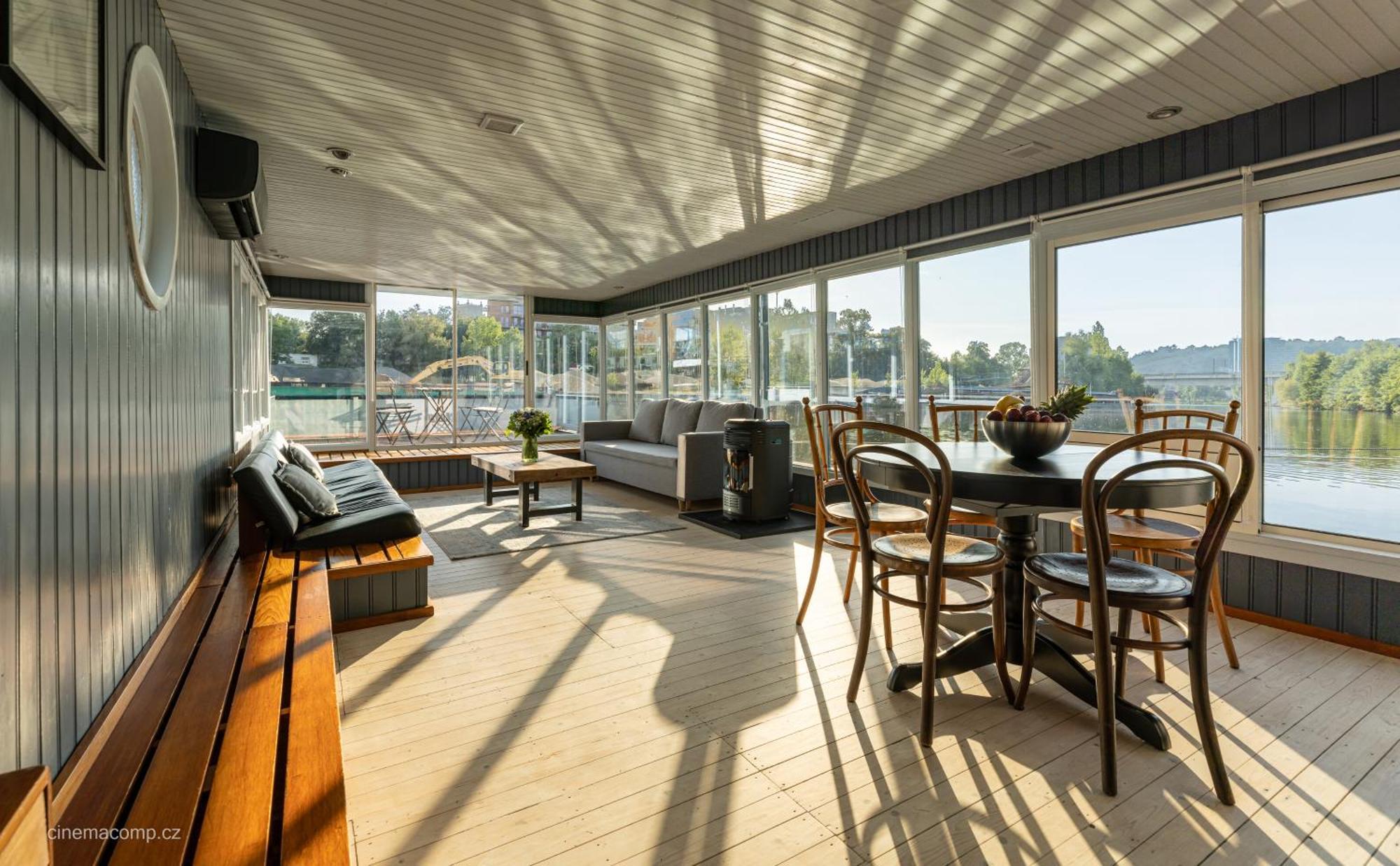 Houseboat - Best Place In Prag Eksteriør billede